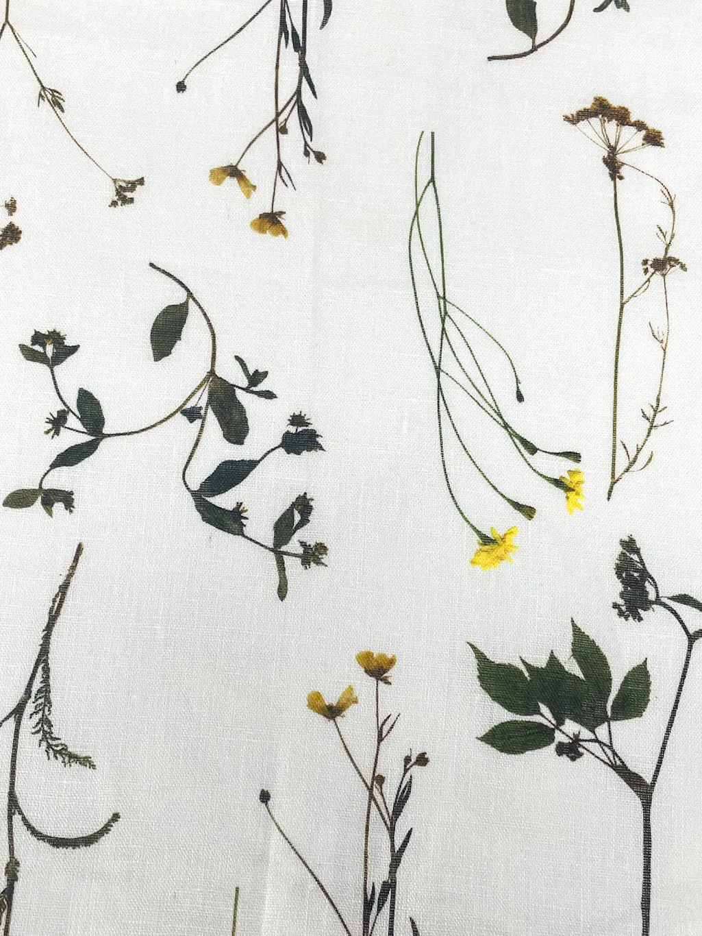 Bloom Plant Garden Handkerchief Light Weight 100% Linen Fabric By The Yard/CL1106