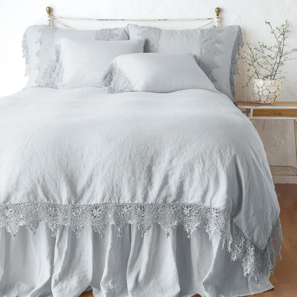 Frida Pillowcase - Cloud - King
