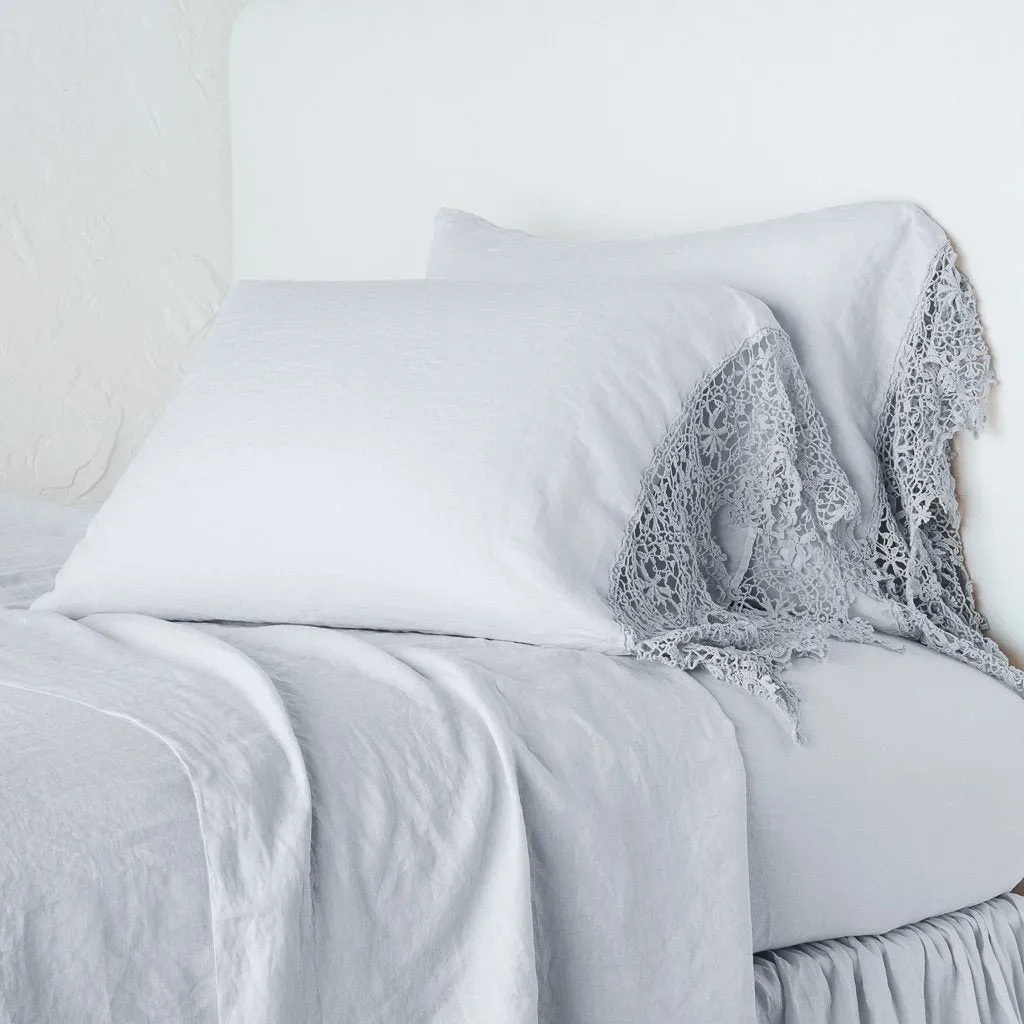 Frida Pillowcase - Cloud - King