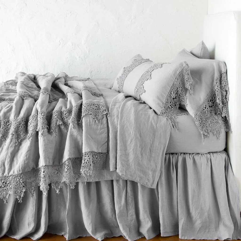 Frida Pillowcase - Fog - King
