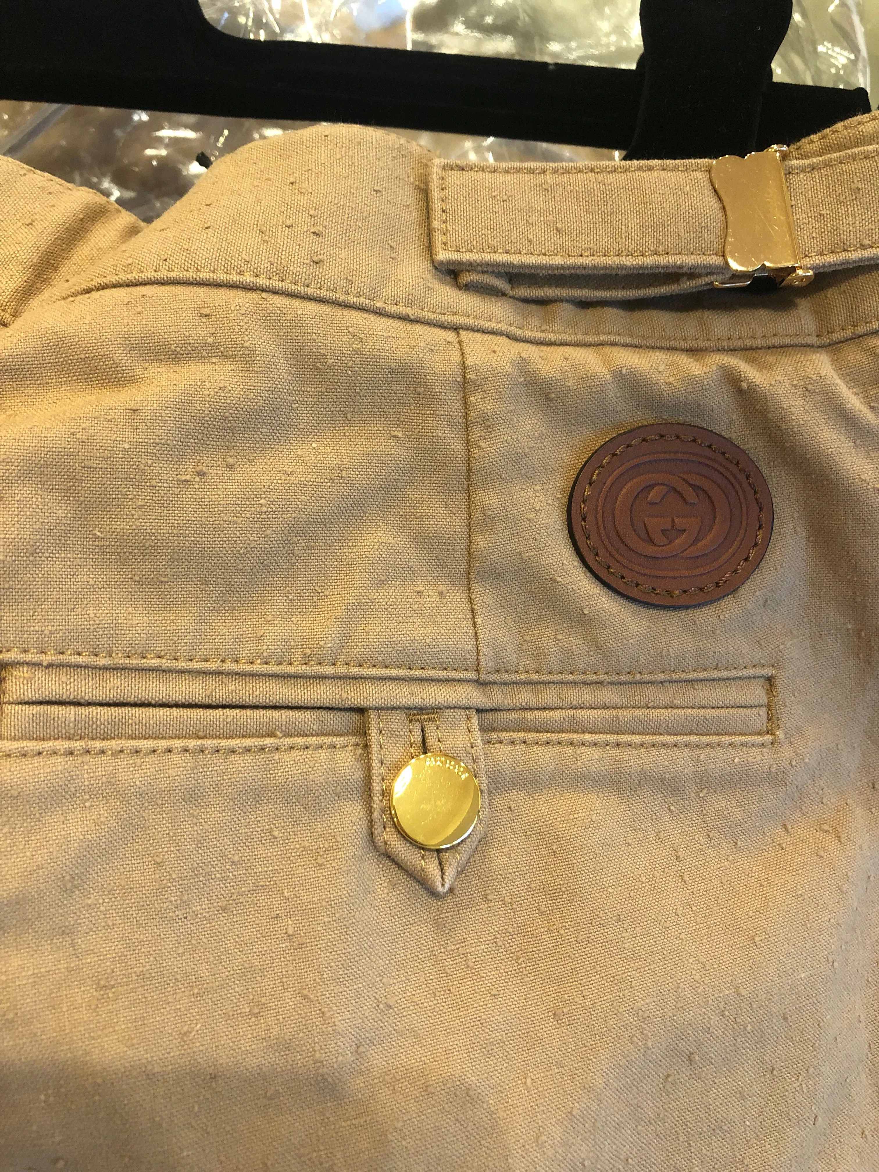 Gucci Cotton Pleated Shorts in Beige