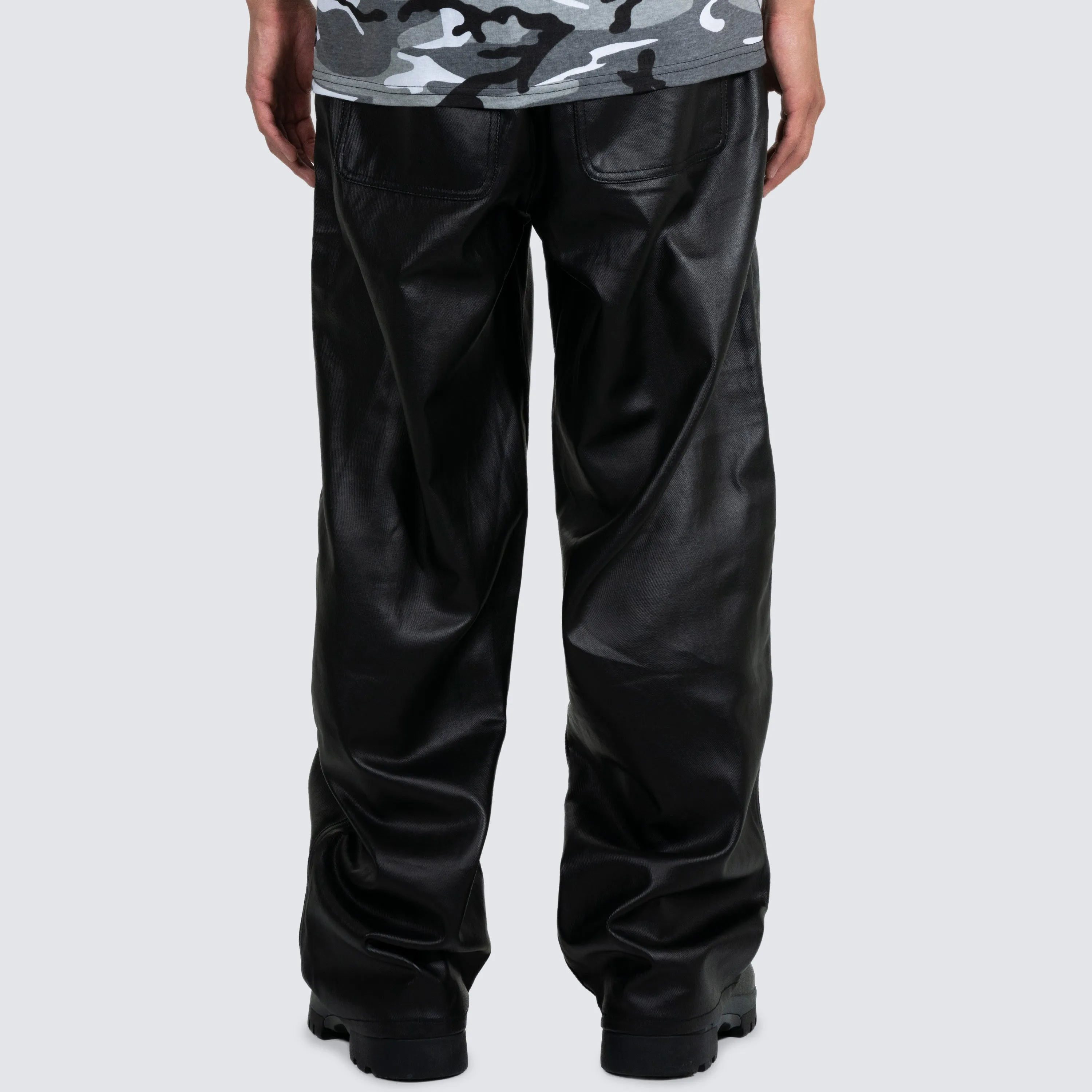 LATEX FORMULA BAGGY JEANS (Black)