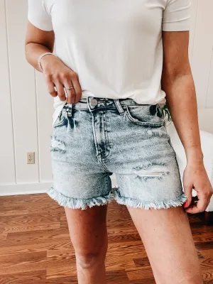 Light Wash | High Rise Short