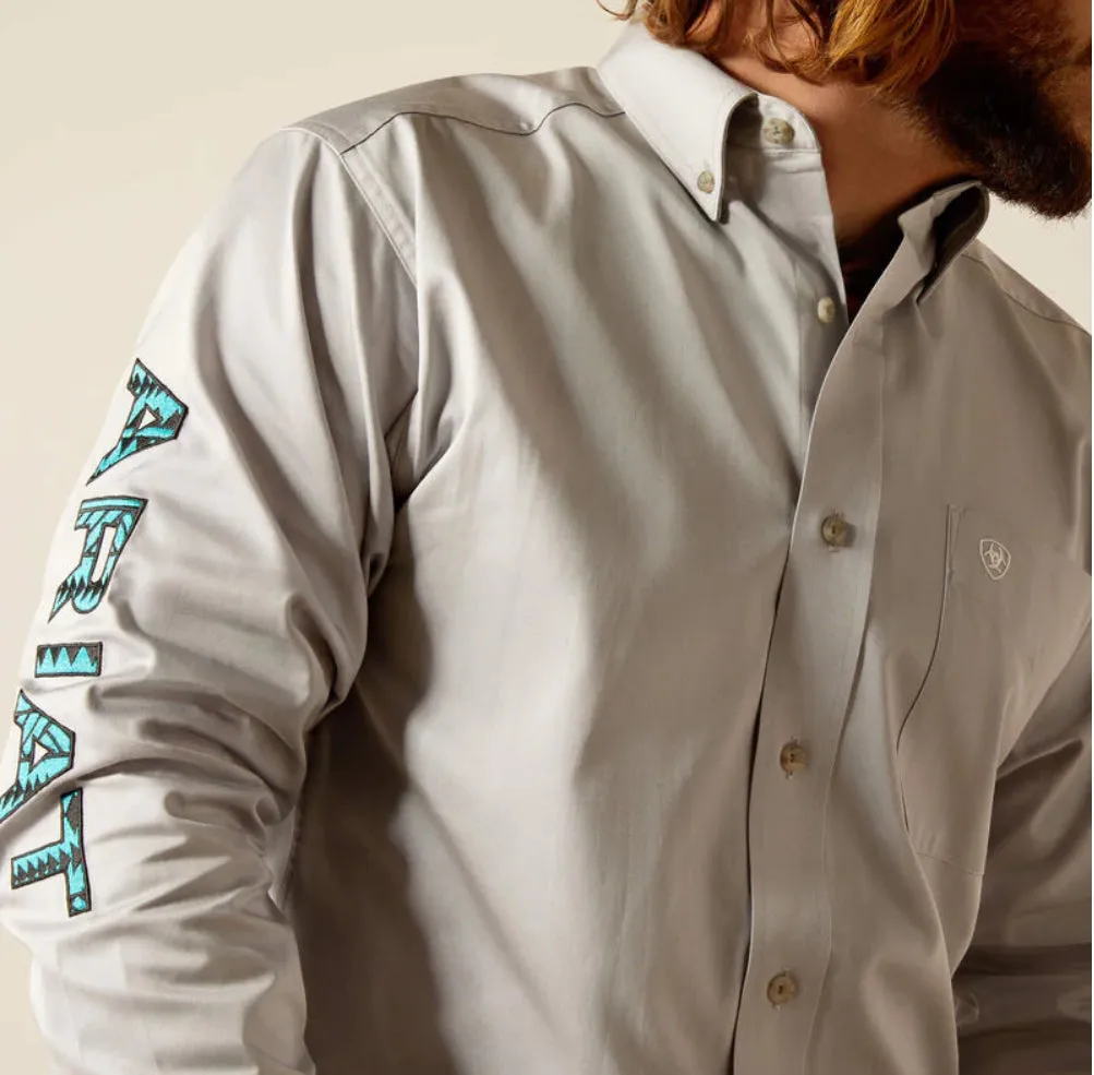 Men’s Ariat Light Grey Team Logo Twill Fitted Shirt