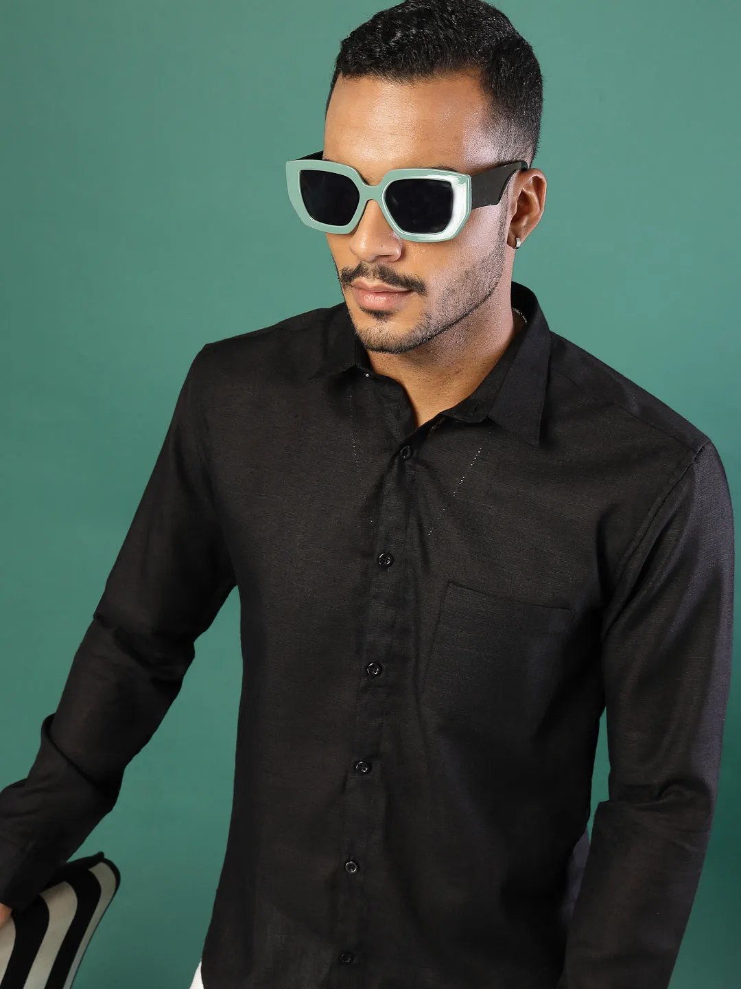 Men's Cotton Linen Cutaway Collar Shirt