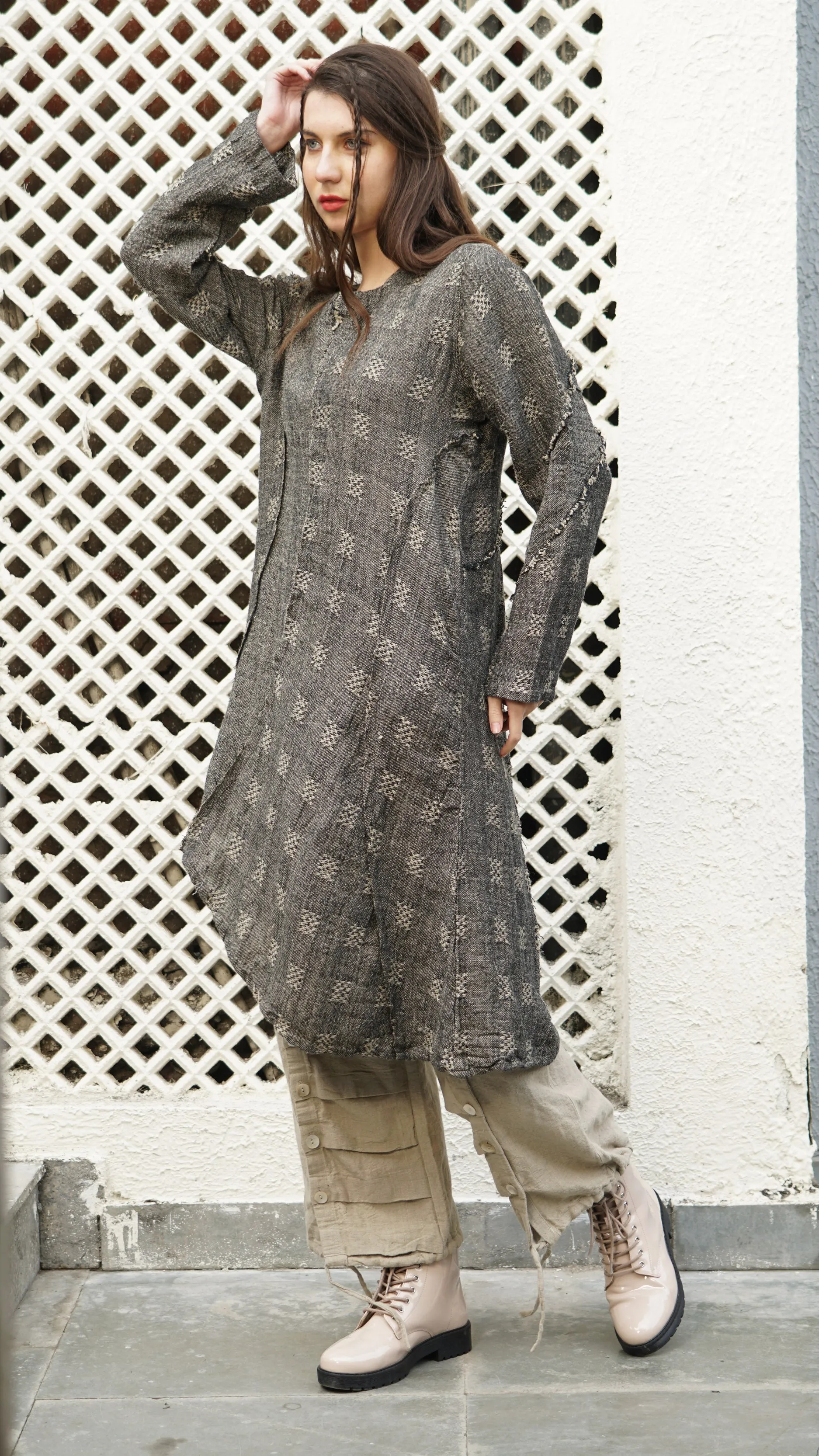 Raine Linen Blend Dress in Onyx