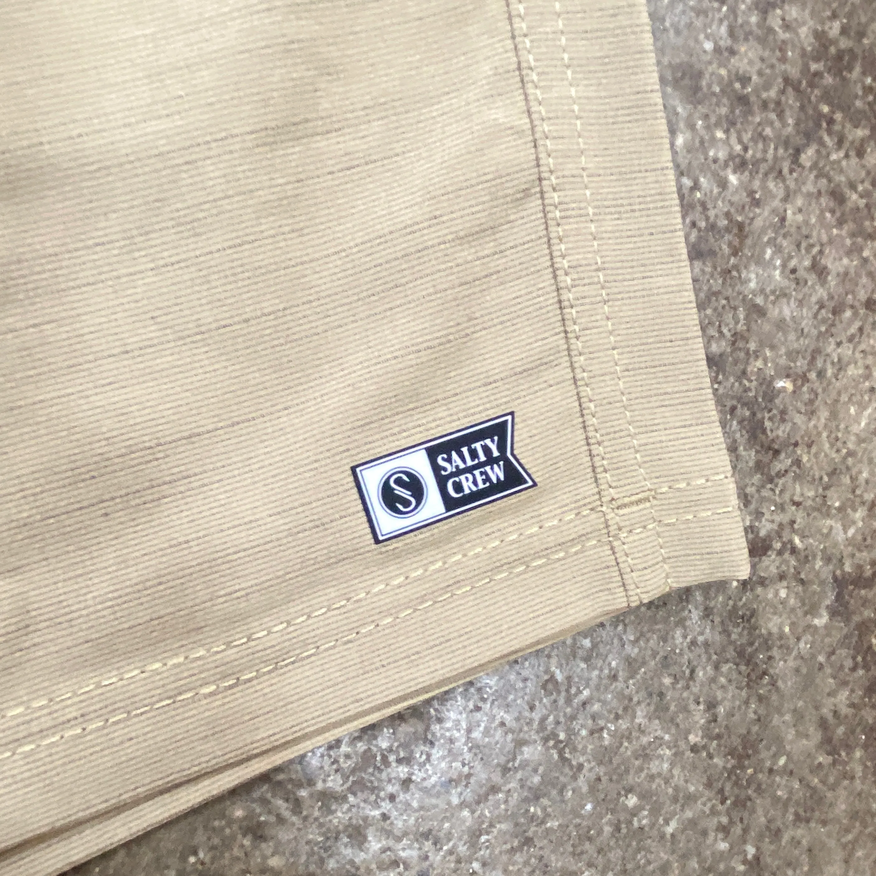 SALTY CREW  DRIFTER 2 19" KHAKI HYBRID WALKSHORT