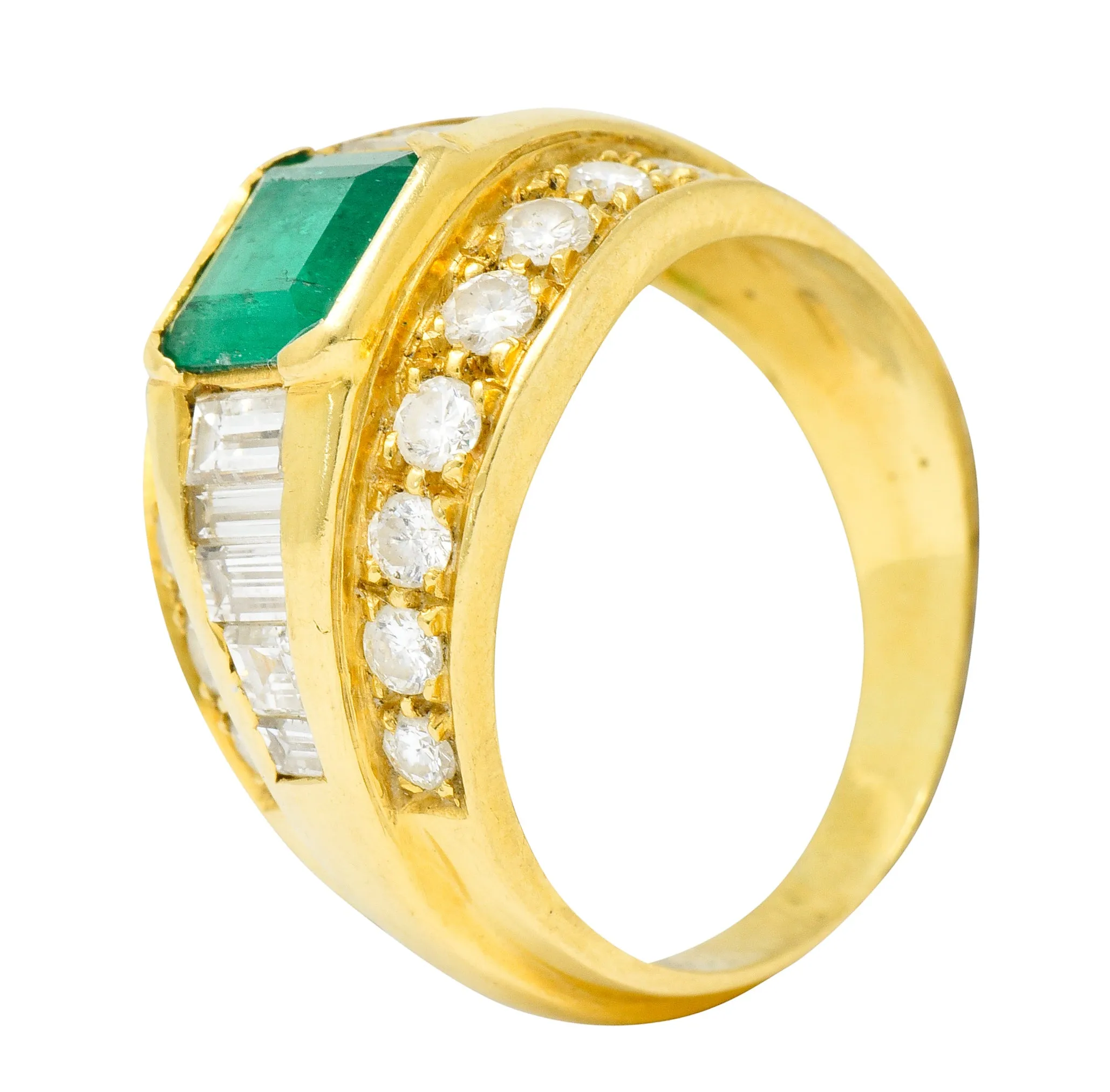 Vintage 2.60 CTW Emerald Diamond 18 Karat Gold Band Ring
